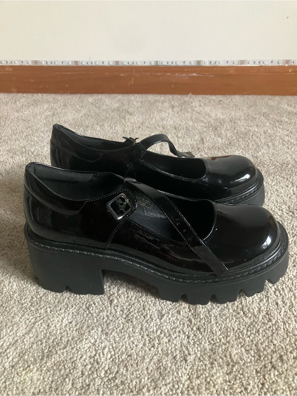 Dream Pairs Black Patent Mary Jane Platform Loafers